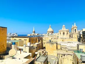 Modern LUX penthouse in the center of Valletta - Image 4
