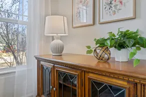 Quaint and Cozy Historic Home in Downtown Weatherford - Image 5