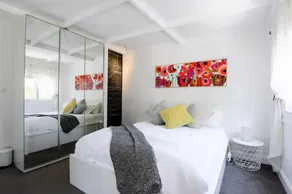 Fitzroy heritage house private 2-bedroom apartment - Image 5
