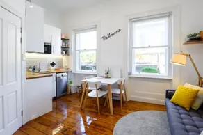 Fitzroy heritage house private 2-bedroom apartment - Image 3