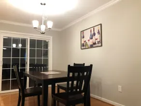3-bedroom residential home with free parking - Image 3