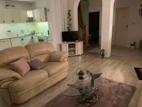 Her house - Image 5