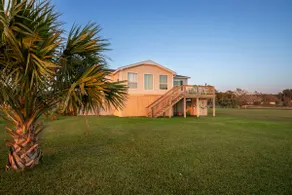 Waterfront 140 Shoreline Dr w/Private Dock - Image 3