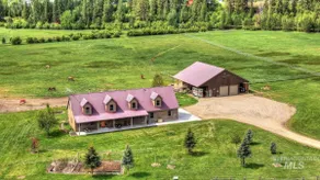 Farmhouse at Common Ground - Image 3