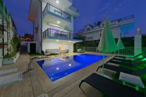 Cozy, spacious 4+2 White Villa in Foça, Çalış, Fethiye - Image 4