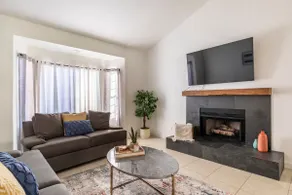 Newly Renovated 4 BD Desert Getaway - Image 2