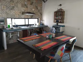 Entire villa for 4, w/ parking on premises - Image 4
