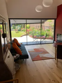 Self-contained annex close to town centre - Image 2