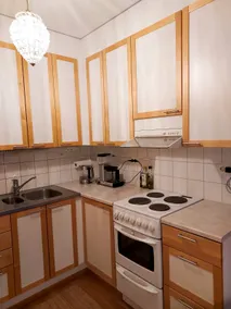 Bright apartment with sea view in the city center - Image 4