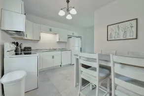 Traditional Downtown Home - Image 5
