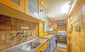 Cheerful 3 bedroom holiday shack - Image 4