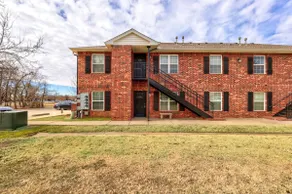 University Charmer in the Heart of Edmond! - Image 3
