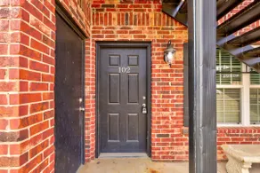 University Charmer in the Heart of Edmond! - Image 4