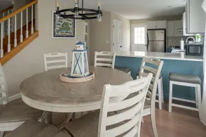 NEW! Renovated Family-Friendly Vineyard Haven Home, Close to town! - Image 5