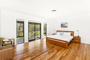 Redgum Treehouse - The Ultimate Down South Escape - Image 3