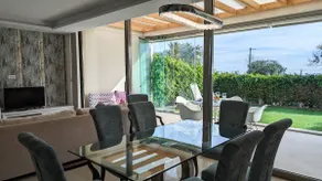 PARADISE beachfront luxury villa - Image 4