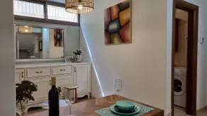 2 bedrooms, free parking - Image 2