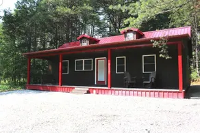 The Bear Den (Pine Valley Cabins) - Image 5