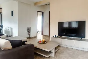 Luxury apartment in Volos - Image 2