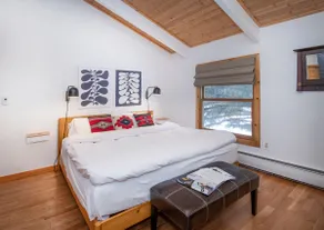 Cozy hotel room unit in the heart of Vail Valley - Image 2