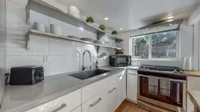 Stylish Modern Home in the Heart of the Redwoods! - Image 4