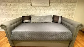 Maryann's Basement Suite - Image 3