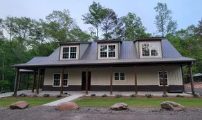 Rustic lodge in the woods on Lake Harding, AL - Image 2