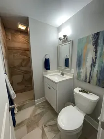 Sophisticated 1 bdrm downtown Laf just min to PU - Image 3