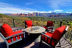 Luxury Panoramic View Home with Hot Tub - Image 3