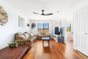 Discover Coastal Living Perfection at Point Vernon - Image 4
