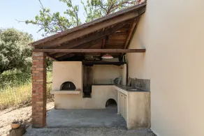 Sarris House - Image 5