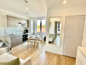 Le Scandinave: Duplex, Free Parking, Downtown - Image 2