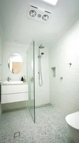 Luxuriously appointed 4 bed, 3 bath home in CBD - Image 5