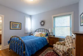 Lovely apt with 2 br suites and large living areas - Image 4