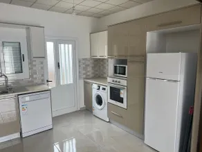 Spacious Comfortable Home at the Heart of the City - Image 4