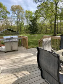 2-3 bedroom house on 5 acres - Image 2