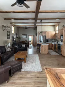 Luxury Barndominium Awesome Mountain Views! - Image 3