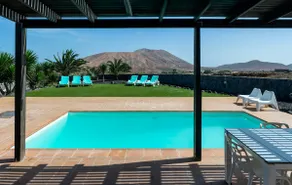 Villa Casa Akila with heated pool - Image 2
