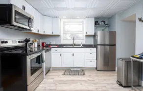 Modern, Freshly Renovated House Near Downtown - Image 2