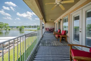 Waterfront Upscale Paradise on Lake Hamilton - Image 3
