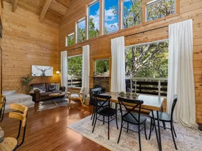 Game Room & Hot Tub - Stunning Log Cabin! - Image 3