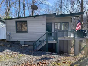 Mountain Cabin/2 bed 2 bth-Deck-Views-In the woods - Image 2