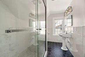 Cozy Gem in the Heart of East Rock with FREE Parking near Yale and DT - Image 5