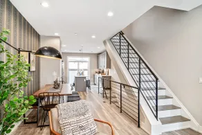 Charming Townhouse w/ Roofdeck -4B/3B - Sleeps 11! - Image 4