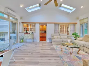Sweet home w/pool & woods at peaceful Glen Mills - Image 5