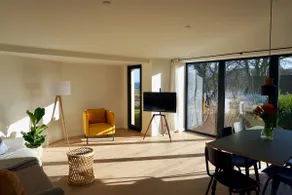 Emmi Vacation Rental - Image 2