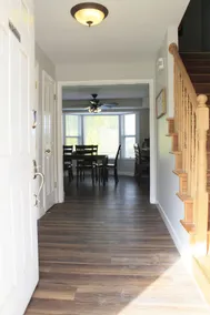 Mountain View home, spacious, sleeps 12 - Image 5