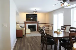 Mountain View home, spacious, sleeps 12 - Image 2