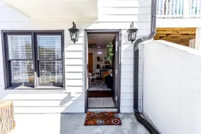 Castle on the Hill/BBQ/King Bed/Arcade/6 Bedrooms - Image 2