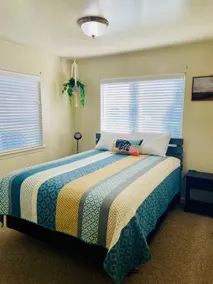 Cheerful 2BR, walking distance to Redwood Skywalk - Image 5